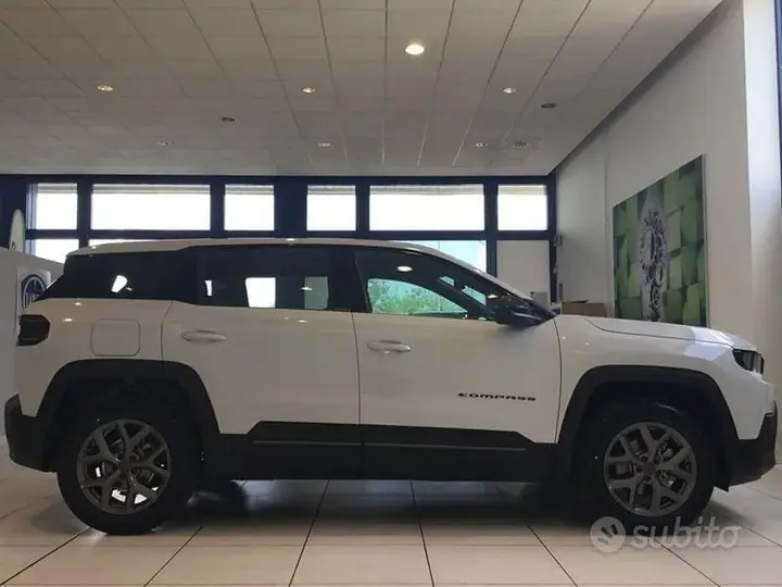 Jeep Compass 2026 photo 2