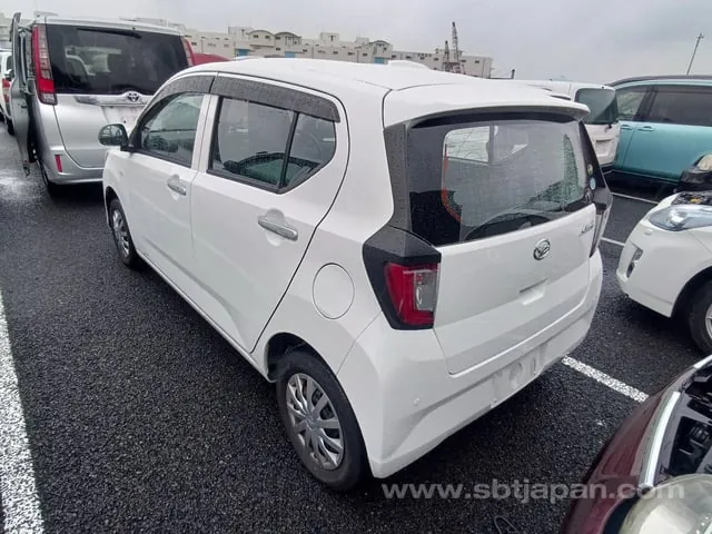 Daihatsu Mira 2019 photo 3