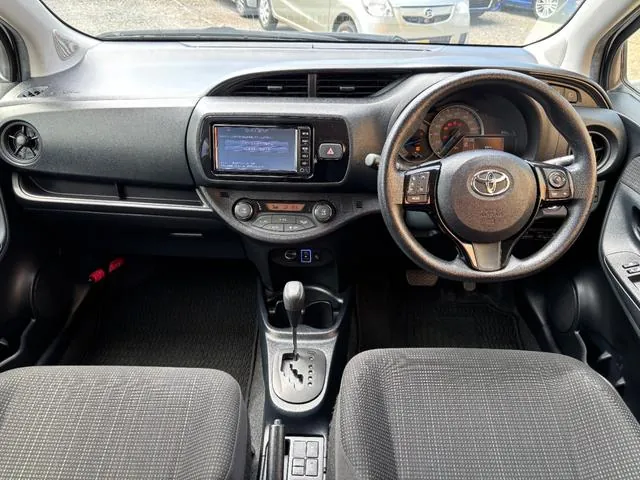 Toyota Prius 2017 photo 5