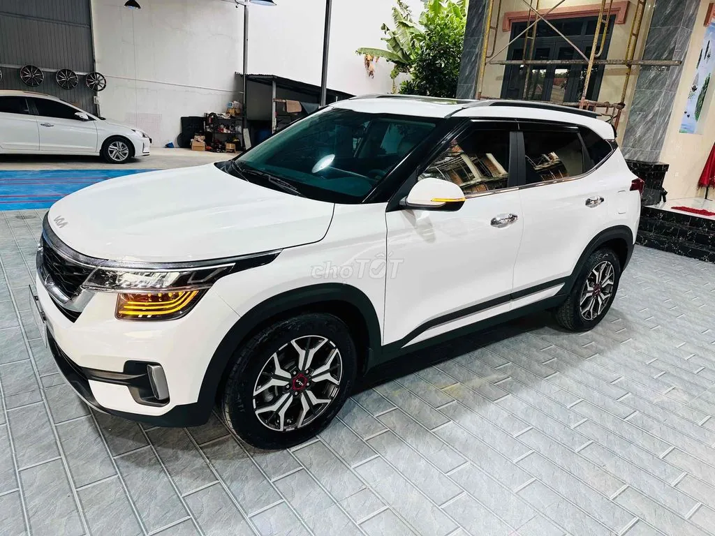 Kia Seltos 2023 photo 3