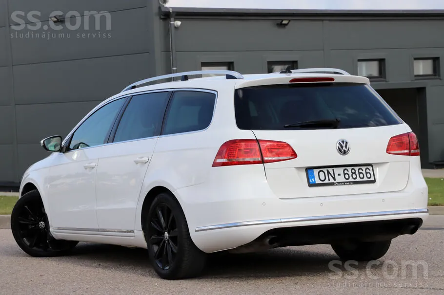 Volkswagen Passat 2012 photo 4