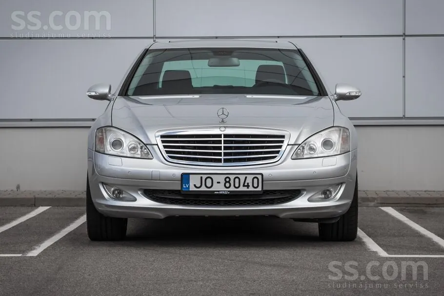 Mercedes-Benz S320 2009 photo 2