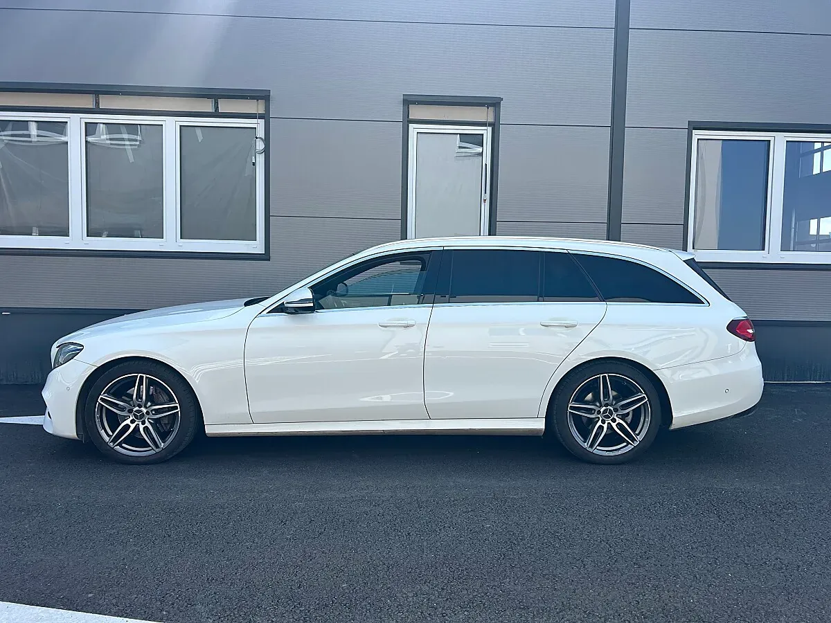 Mercedes-Benz E-Class 2018 photo 3