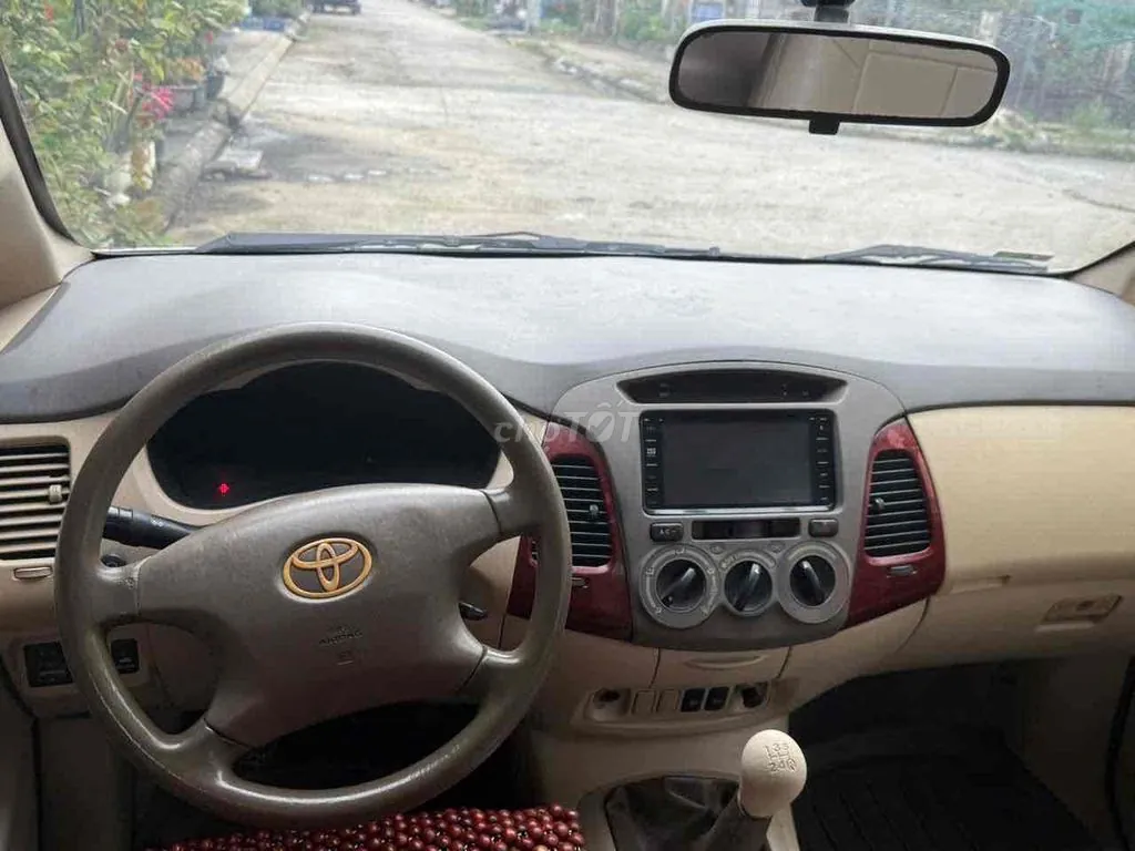 Toyota Innova 2006 photo 5