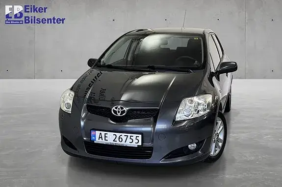 Toyota Auris 2010 photo 2