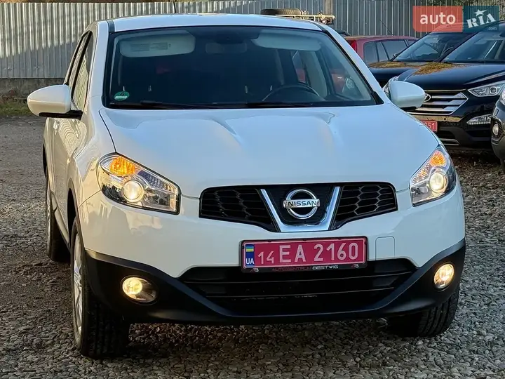 Nissan Qashqai 2010 photo 2