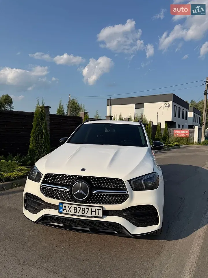 Mercedes-Benz Gle-Class 2019 photo 2