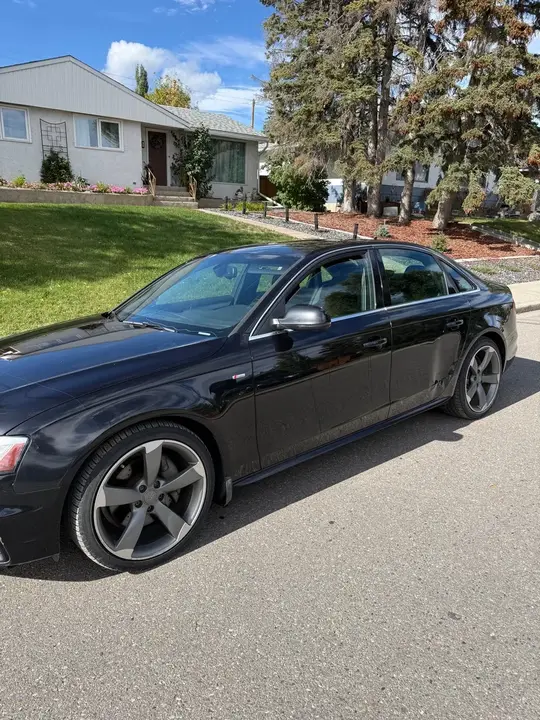 Audi A4 2013 photo 3