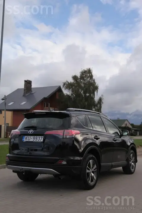 Toyota Rav4 2017 photo 2