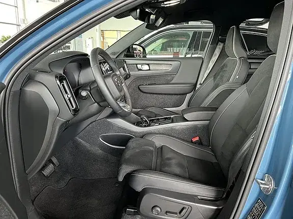 Volvo Xc40 2023 photo 5