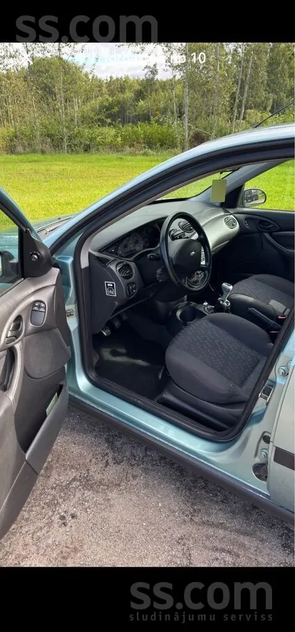 Ford Focus 1998 photo 3