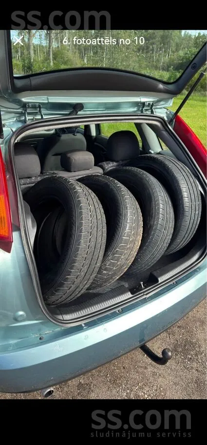 Ford Focus 1998 photo 4