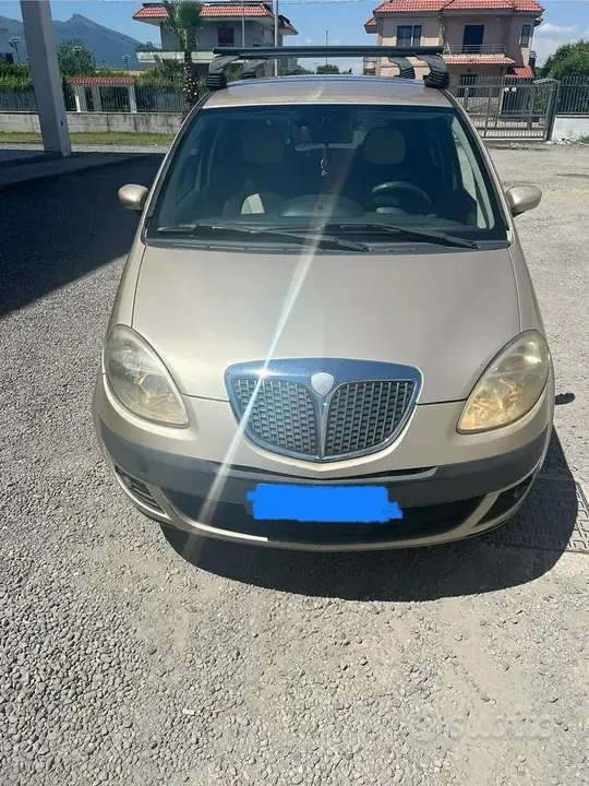 Lancia Musa 2005 photo 2
