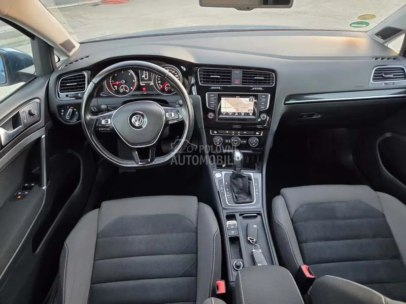 Volkswagen Golf 2013 photo 2