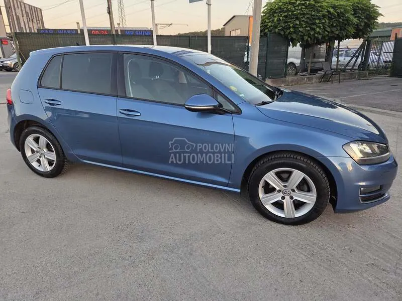 Volkswagen Golf 2013 photo 4