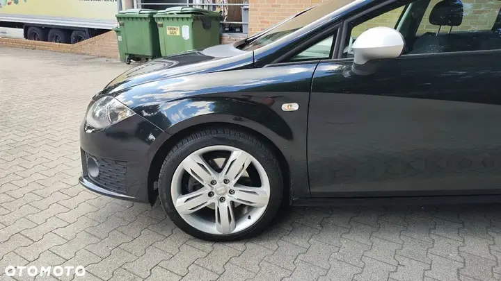 Seat Leon 2012 photo 3