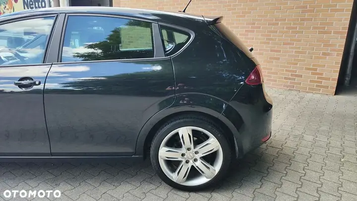 Seat Leon 2012 photo 5