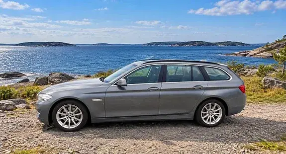 BMW 520D 2011 photo 2