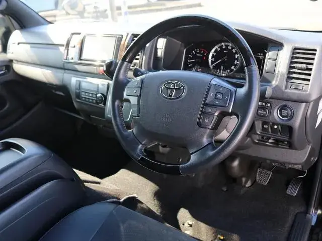Toyota Hiace 2021 photo 5