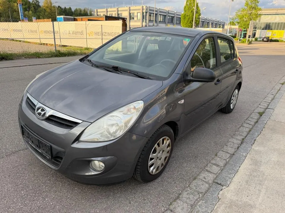 Hyundai I20