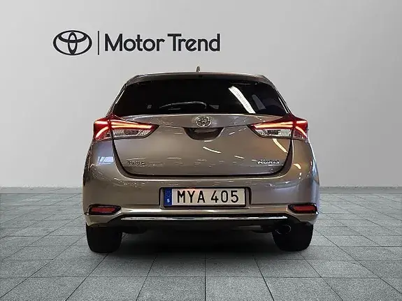 Toyota Auris 2016 photo 5