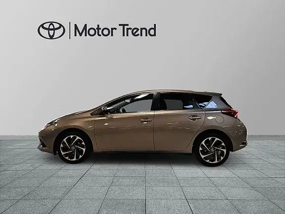 Toyota Auris 2016 photo 4