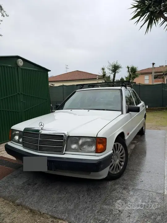 Mercedes-Benz 190