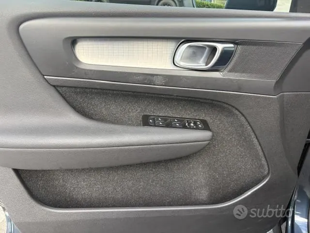 Volvo Xc40 2021 photo 4