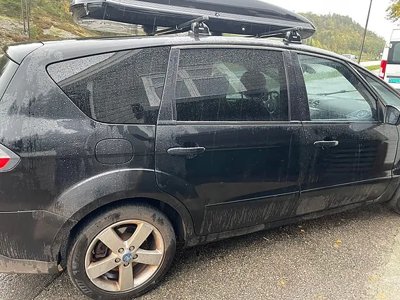 Ford S-Max 2008 photo 2
