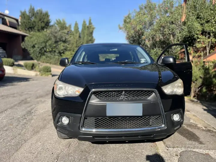 Mitsubishi Asx 2012 photo 2