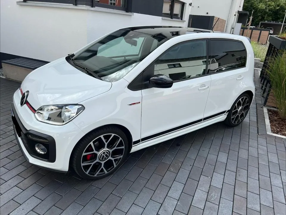 Volkswagen Up