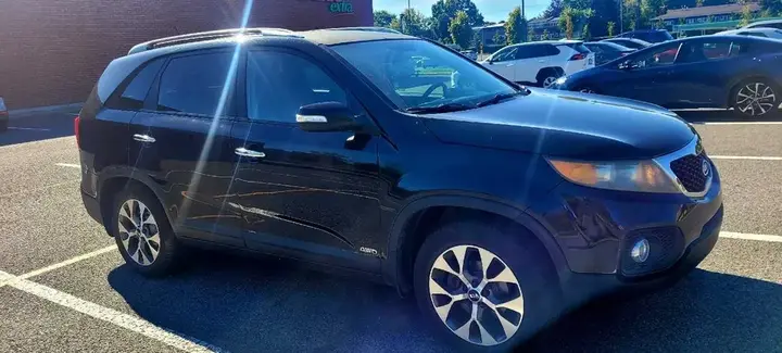 Kia Sorento 2012 photo 2