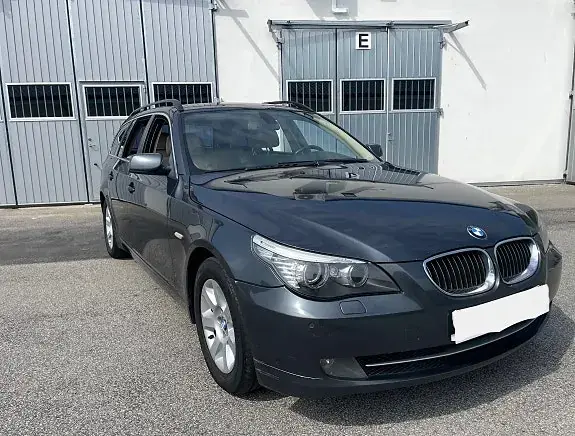 BMW 525I