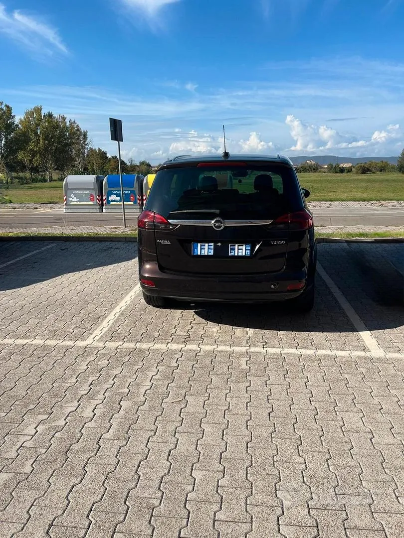 Opel Zafira 2015 photo 5
