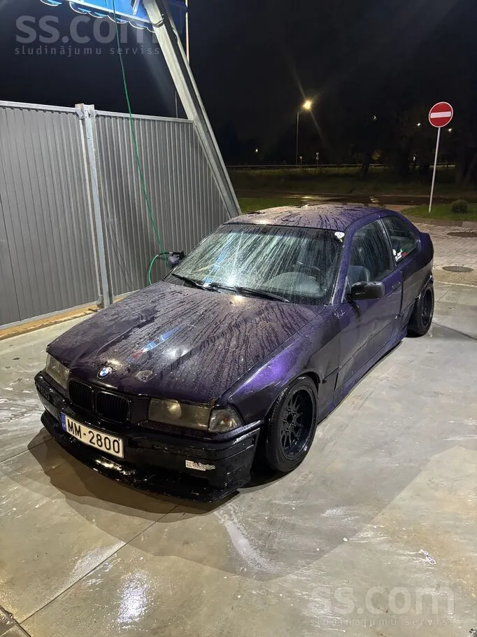 BMW 316 1996 photo 2