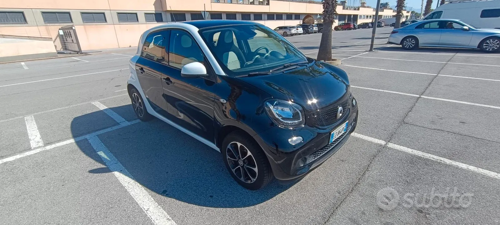 Smart Forfour 2015 photo 2