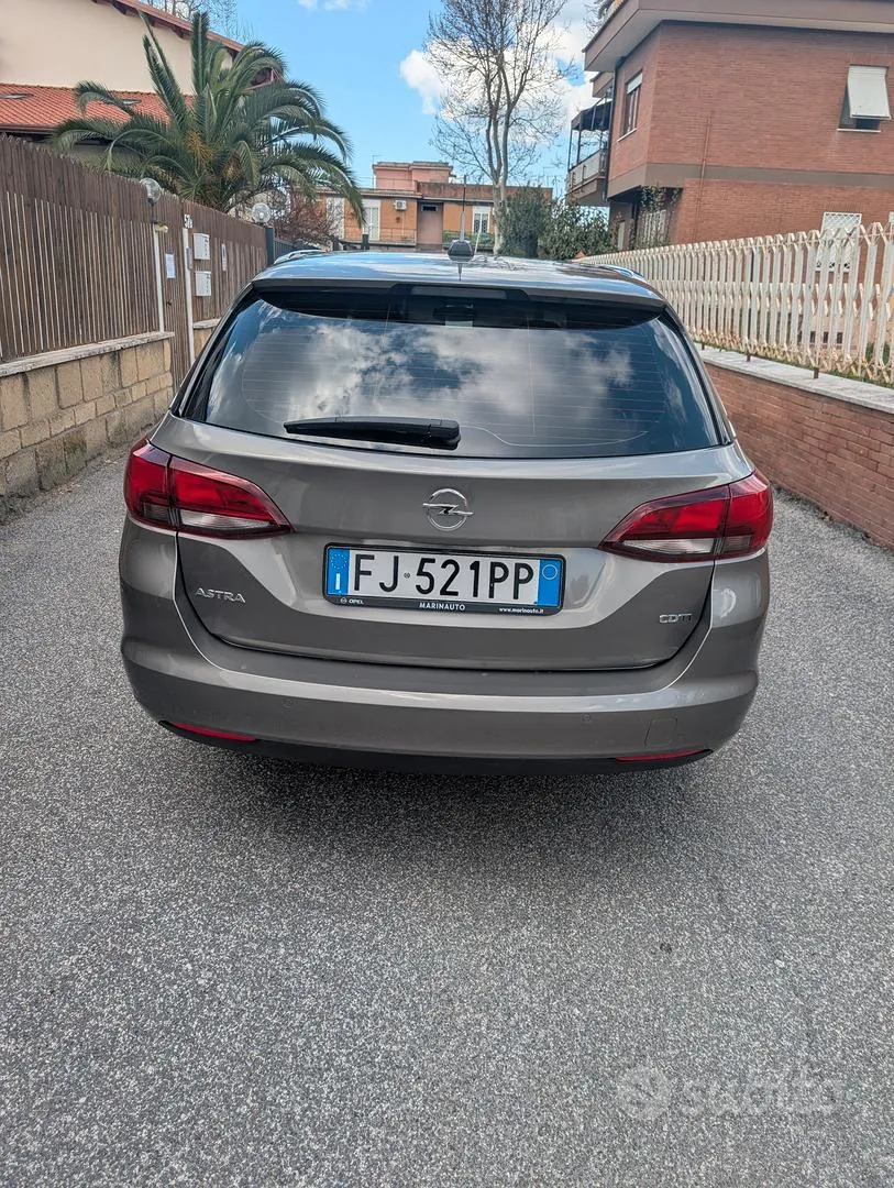 Opel Astra 2017 photo 4