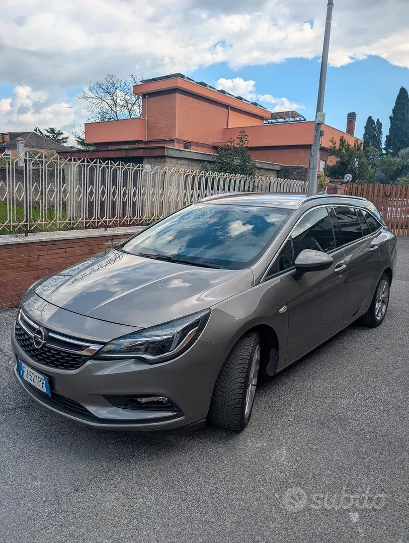Opel Astra 2017 photo 2