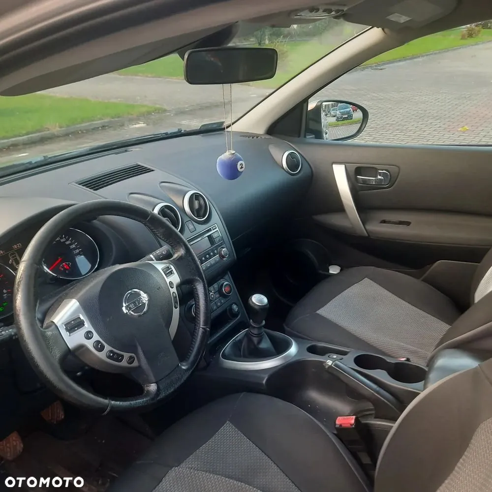 Nissan Qashqai 2012 photo 4