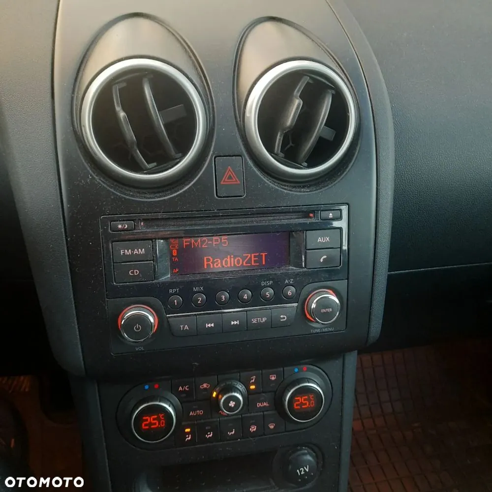 Nissan Qashqai 2012 photo 5