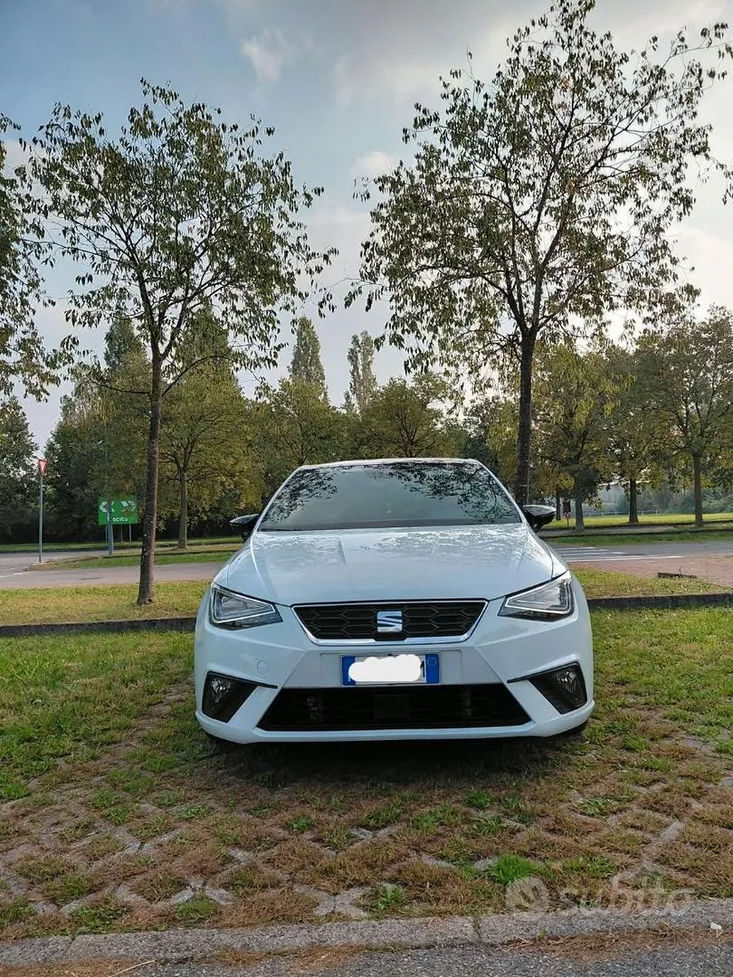Seat Ibiza 2022 photo 3