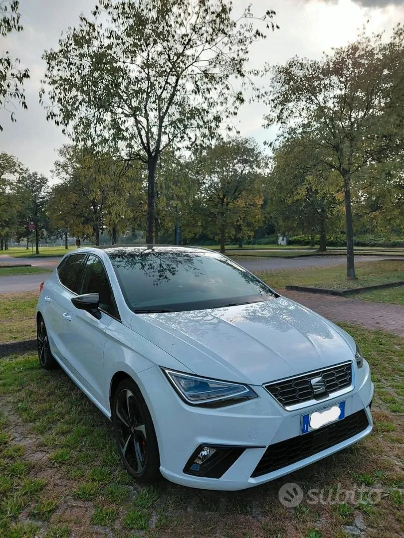 Seat Ibiza 2022 photo 4