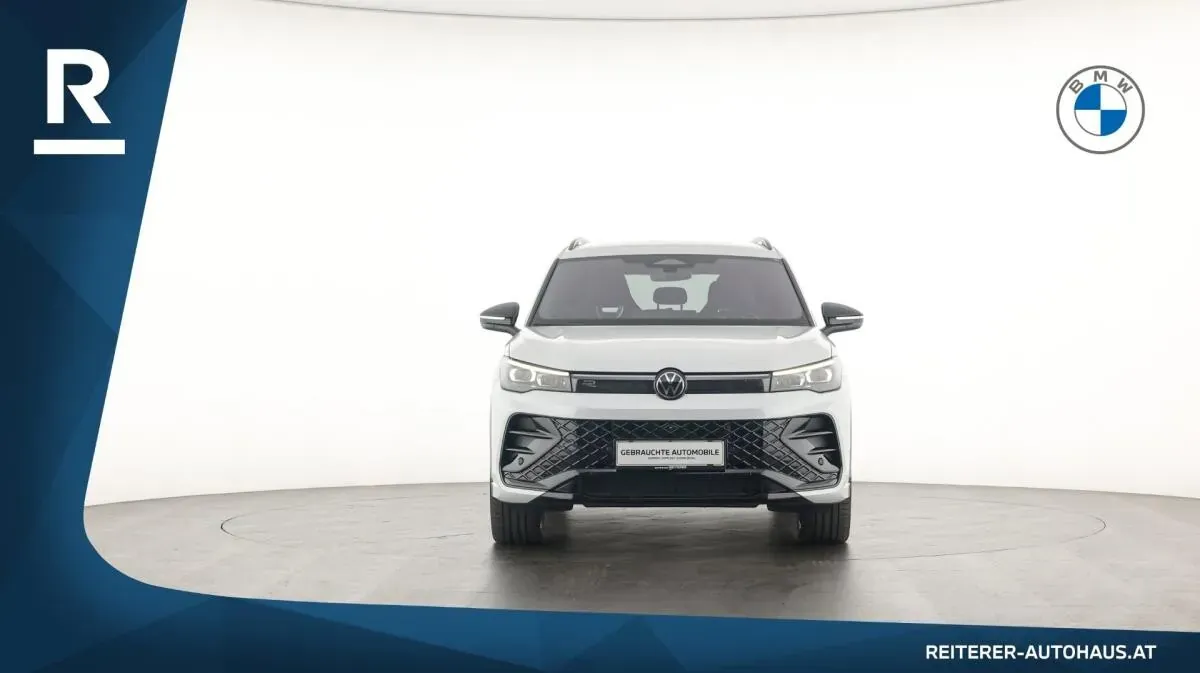 Volkswagen Tiguan 2024 photo 2