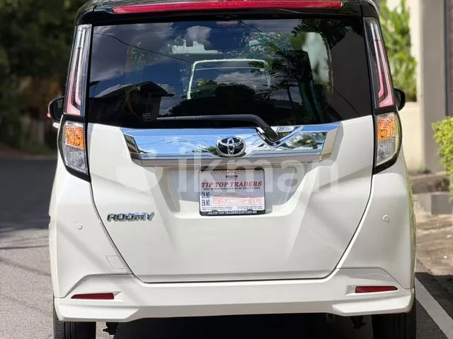 Toyota Roomy 2023 photo 5