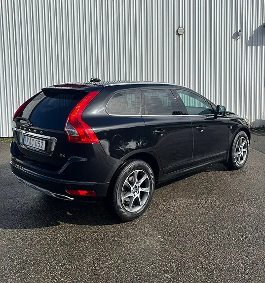 Volvo Xc60 2016 photo 2