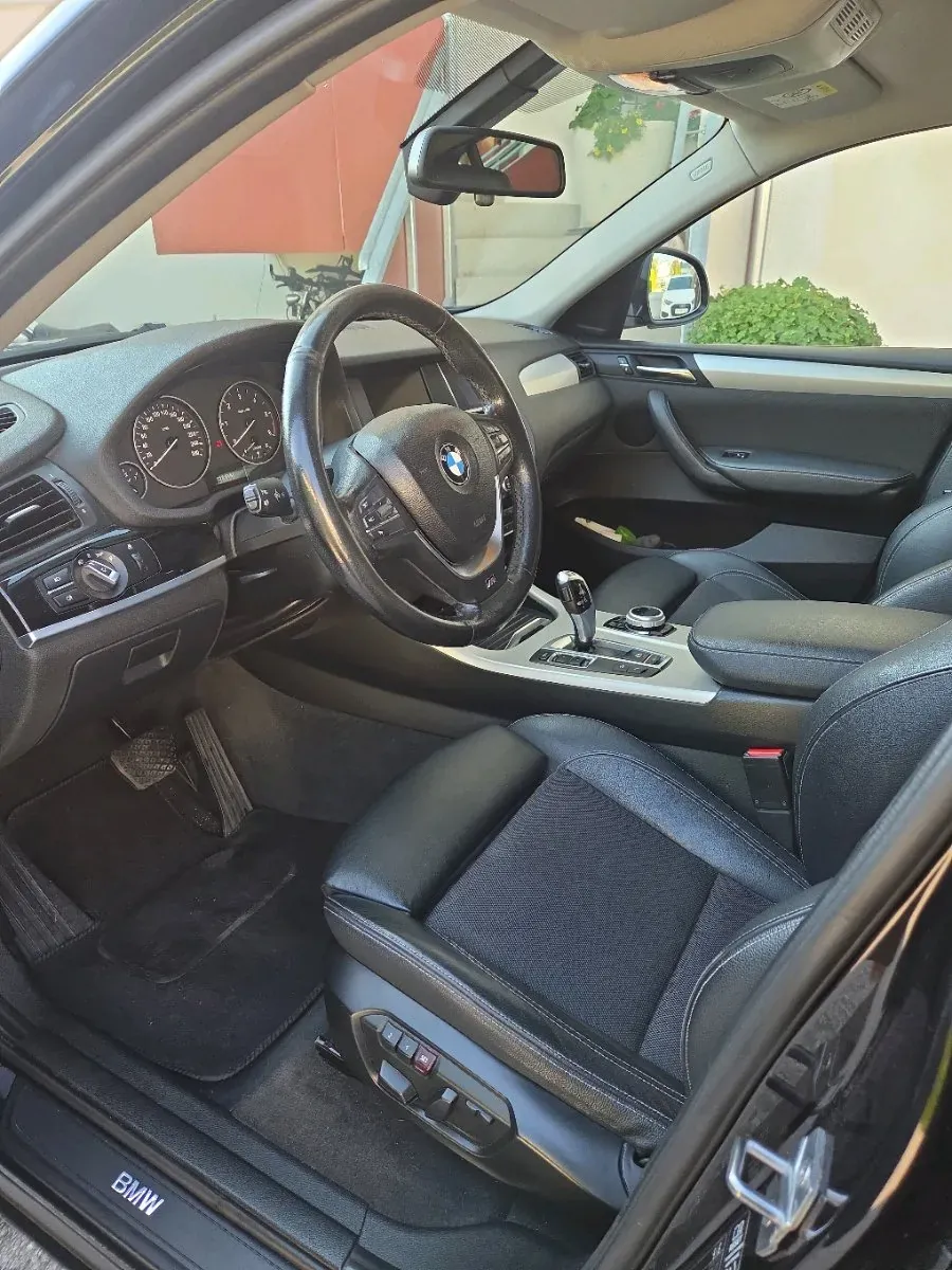 BMW X4 2015 photo 2