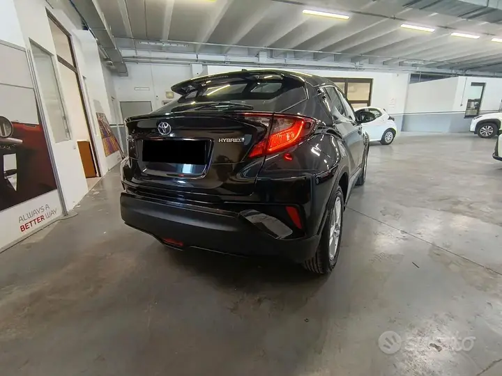 Toyota C-Hr 2022 photo 4