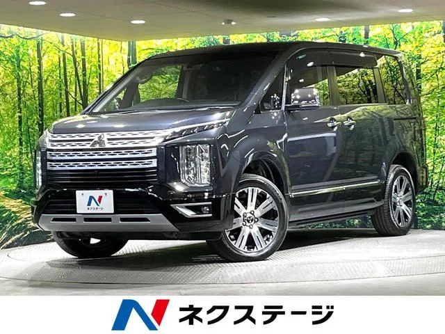 Mitsubishi Delica D:5
