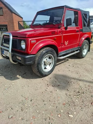 Suzuki Samurai