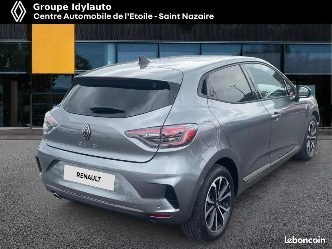 Renault Clio 2025 photo 3